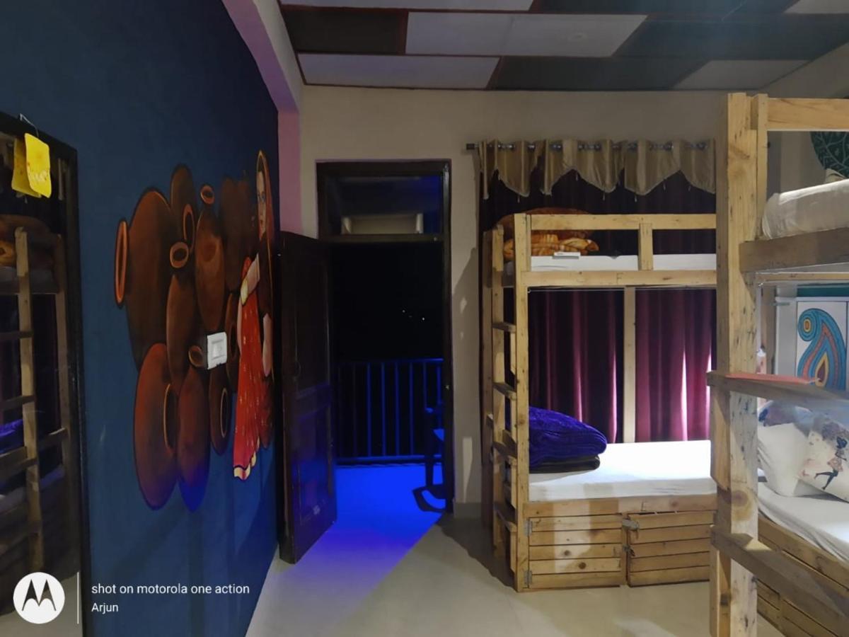 マクロード・ガンジ La Vaca India Mcleodganjホステル エクステリア 写真