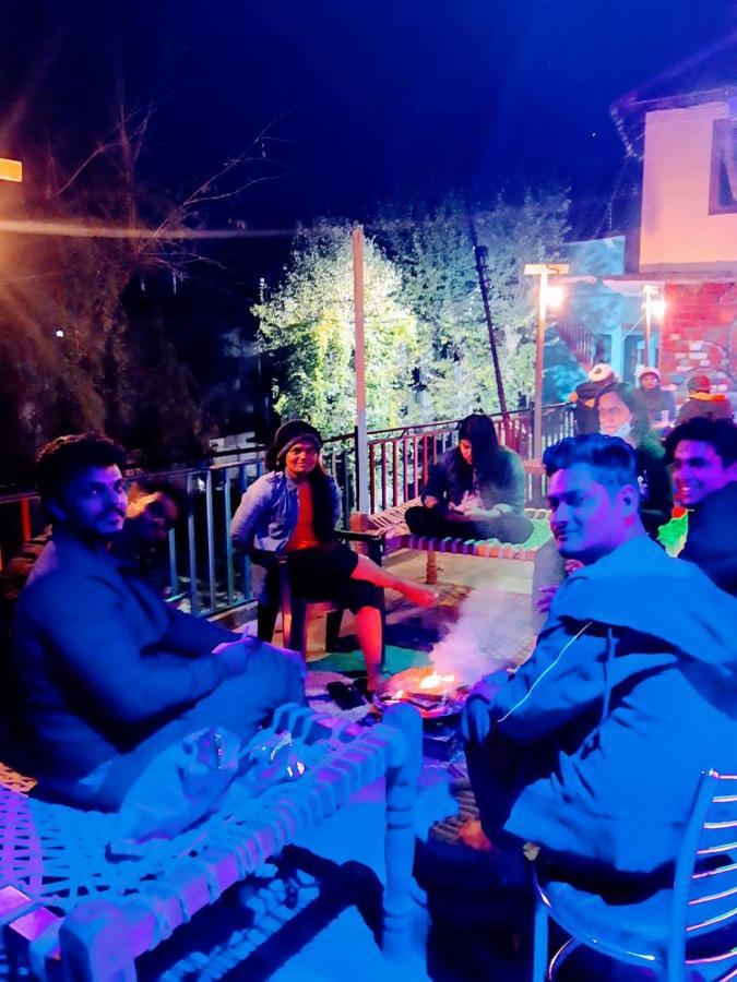 マクロード・ガンジ La Vaca India Mcleodganjホステル エクステリア 写真
