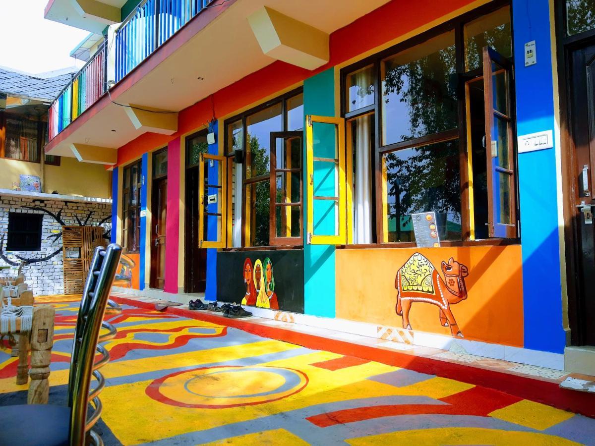 マクロード・ガンジ La Vaca India Mcleodganjホステル エクステリア 写真