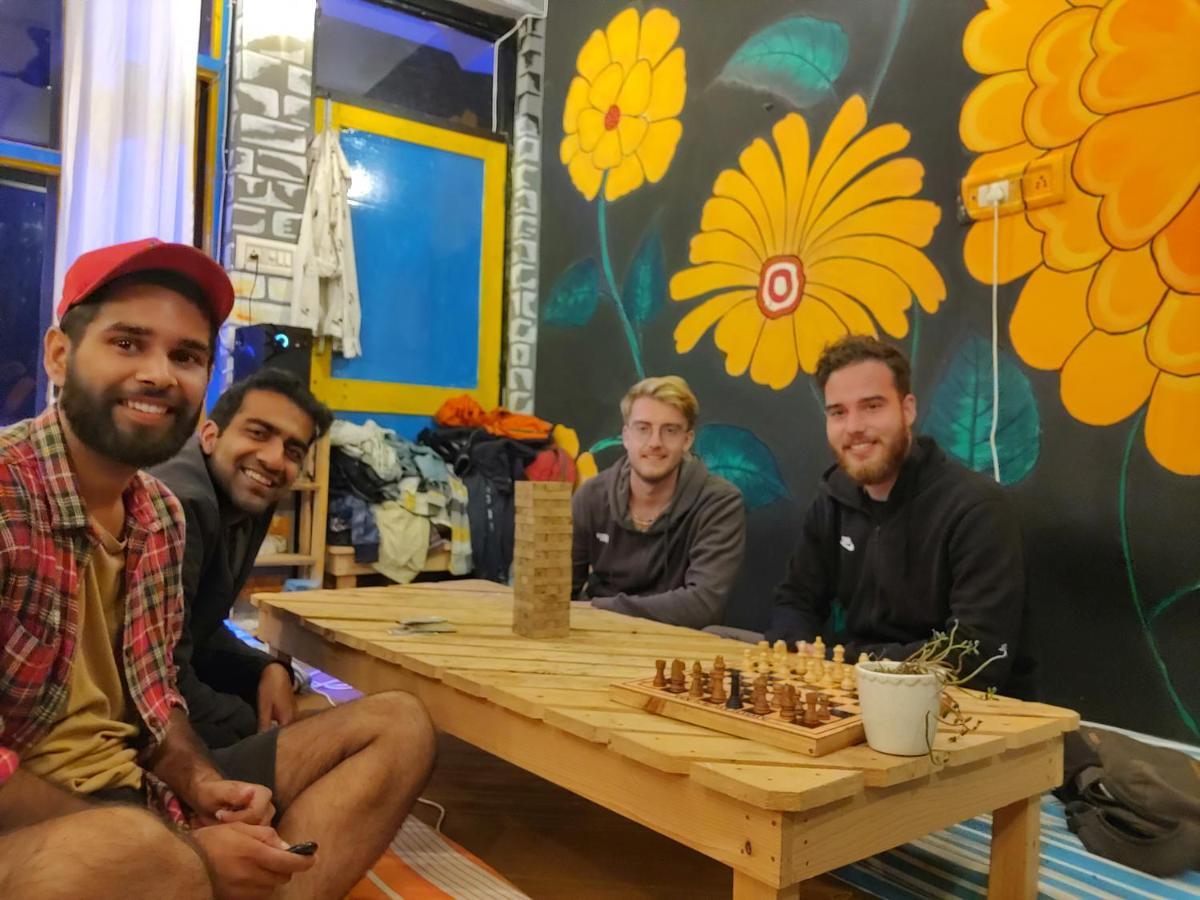 マクロード・ガンジ La Vaca India Mcleodganjホステル エクステリア 写真